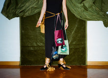 Load image into Gallery viewer, Bestiario di Minuti Emblemi #5