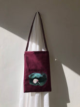 Load image into Gallery viewer, Bestiario di Minuti Emblemi #7