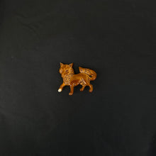 Load image into Gallery viewer, Fox brooch
